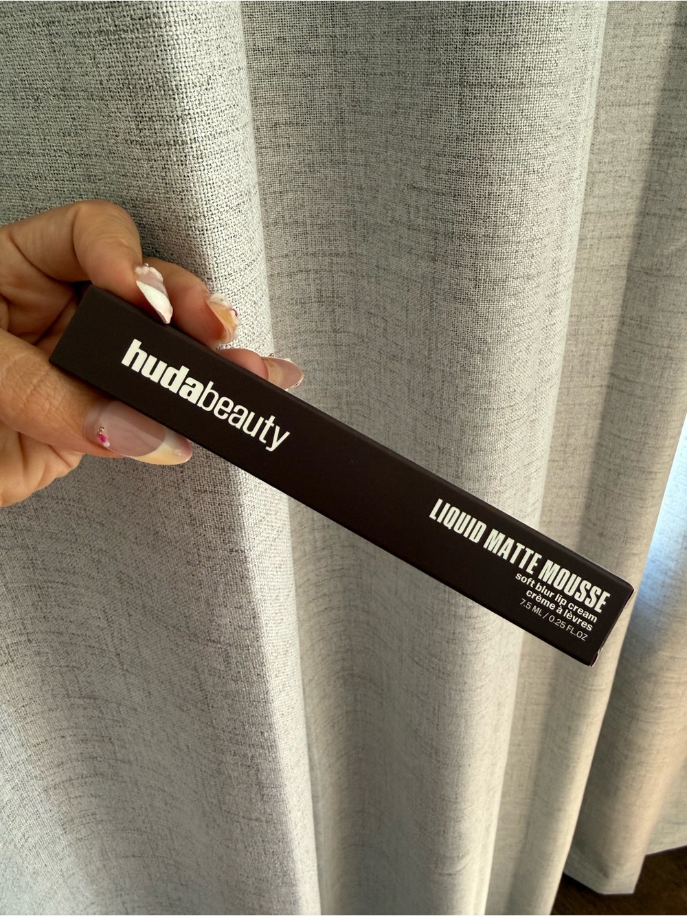 HUDA BEAUTY Liquid Matte Mousse Lipstick